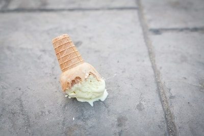 Is There Really Such a Thing as a 5-Second Rule?