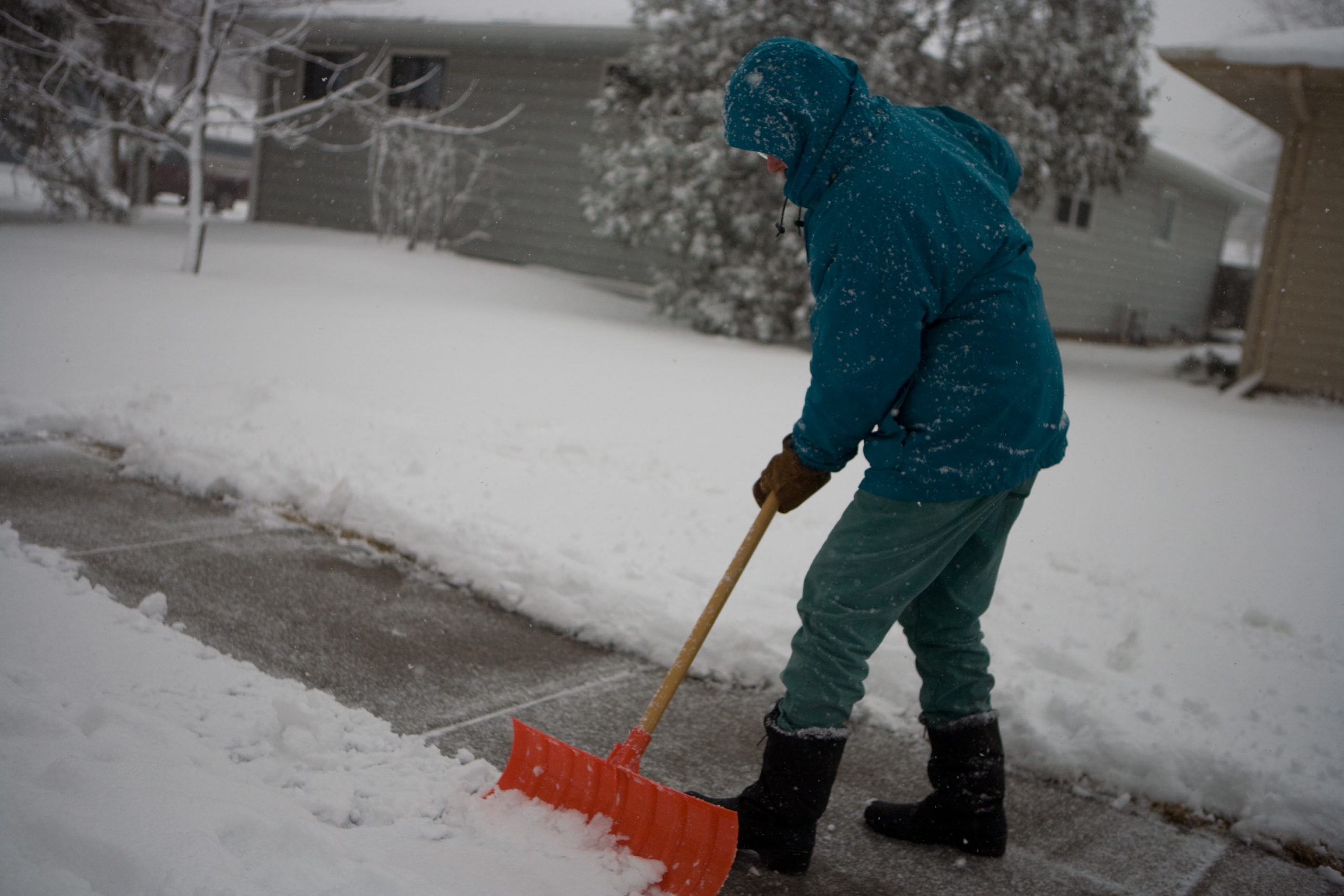 Shoveling Snow: How To Stay Safe and Injury-Free!